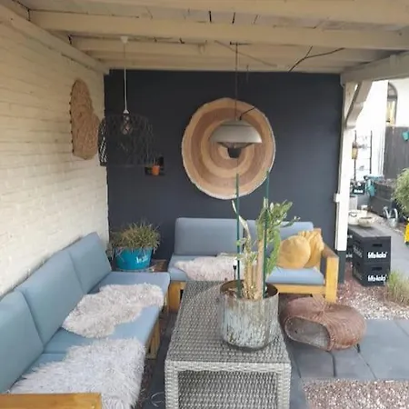 Charmante Alte Stadtvilla Apartment *