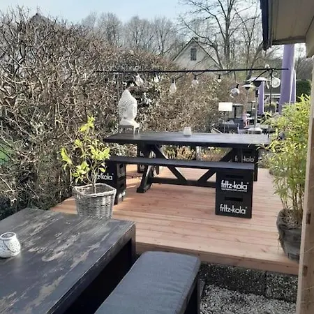 Charmante Alte Stadtvilla Apartment *