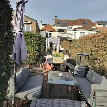 Charmante Alte Stadtvilla Apartment *